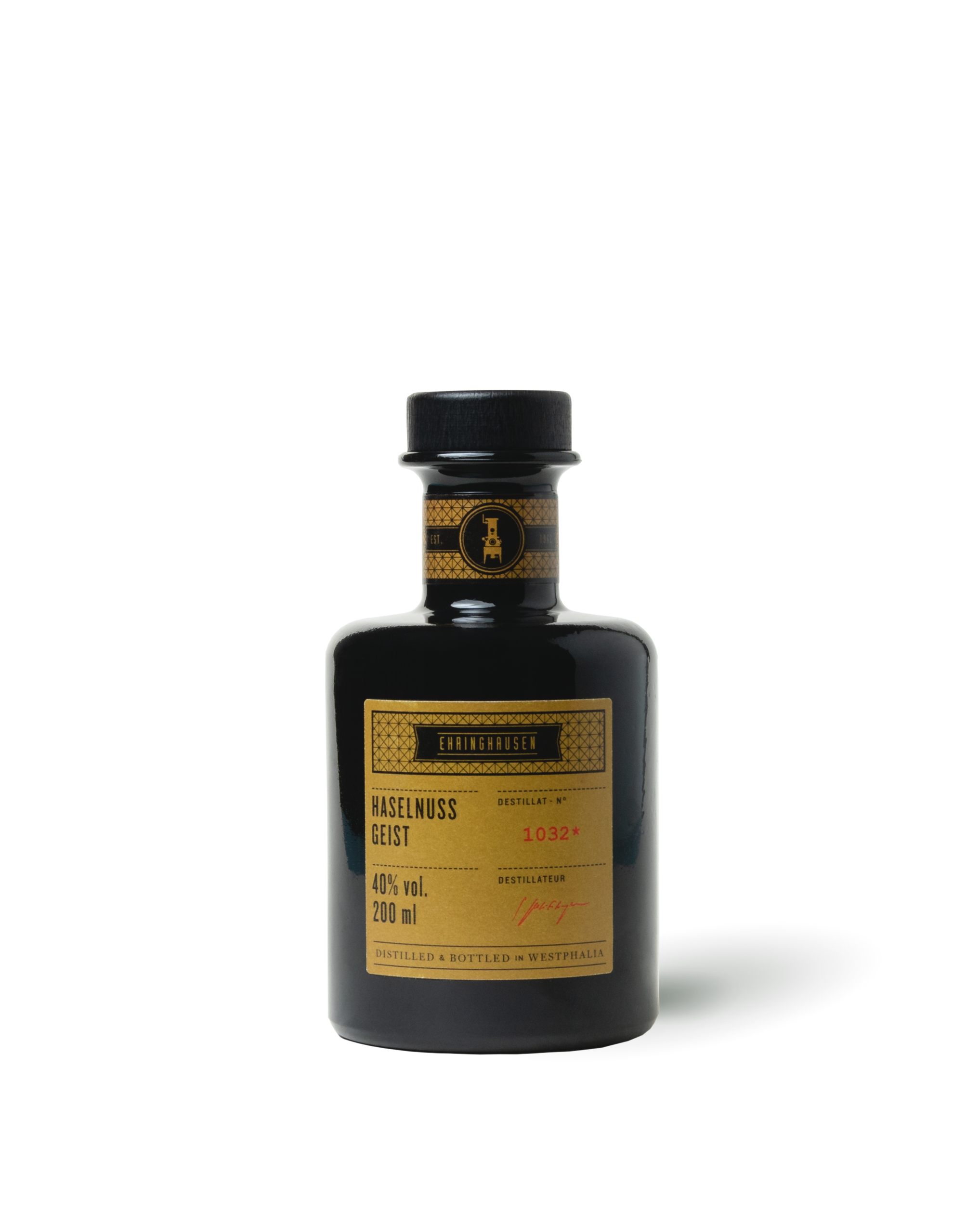 Haselnusskorn-transparent_mit-schatten_shop Brennerei-Ehringhausen-Haselnussgeist